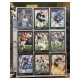 1993 PINNACEL FOOTBALL CARDS IN BINDER