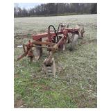 Fast Hitch 4 btm. Plow