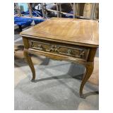 End Table, 22 x 21 x 26ï¿½