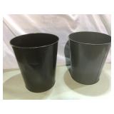 2 Metal Trash Cans, 18ï¿½T x 16ï¿½ Round