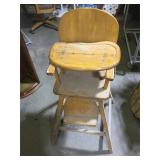 Wood Childï¿½s High Chair