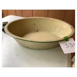 Large Oval Enameled Wash Tub