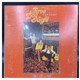 Three Dog Night It Ainï¿½t Easy LP DS 50078