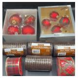 Christmas ornaments, mesh & ribbon