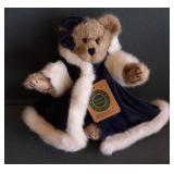 Boyds Bears Nadia Bear in Robe