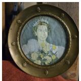 Queen Elizabeth II Wall Plaque Plate