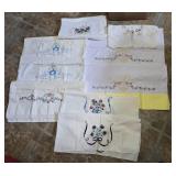 LOT OF ASSORTED EMBROIDERED LINENS