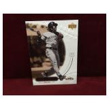 BARRY BONDS 2001 UD OVATION CARD