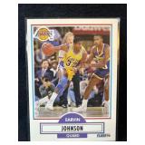 1990 FLEER HOF MAGIC JOHNSON CARD