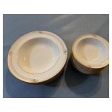 Noritake 4-soup bowl & 8-dessert bowls