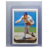 Greg Maddux 1993 Topps Gold