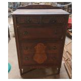 Antique 4 drawer dresser 30 x 45 x 16.5. needs