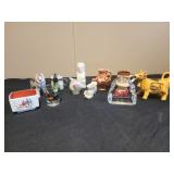 Assorted souvenirs, porcelain items from Japan.