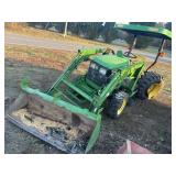 1999 John Deere 4400 Tractor w/ Loader (runs)