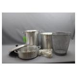 Large Aluminum pot w/ Aluminum MasterBuilt Fry-Pot