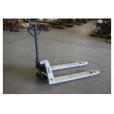 Roughneck Pallet Jack 5500#