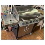 Char-Broil Performance Stainless Steel BBQ w/Side