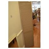 Single Louvered Door or Shutter