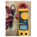 Fluke clamp meter