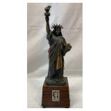 Commemorative Statue of Liberty radio