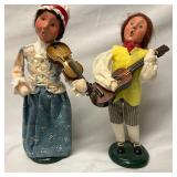 2 Byers Choice Christmas Caroler Figures