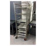 Metro style rolling rack on casters