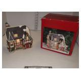 DICKENS COLLECTABLES Porcelain House