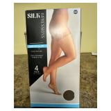 New Silk Impressions womenï¿½s 4 pairs pantyhoseXXXL