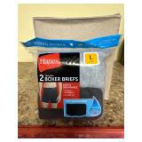 New Hanes menï¿½s 2 pack boxer briefs L