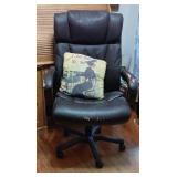 Brothill Rolling Office Chair w Toss Pillow 48x29