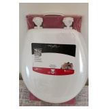 NIP Mayfair Toilet Seat