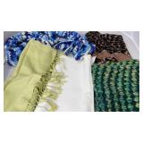 Womenï¿½s Scarves