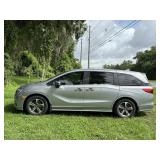 2019 Honda Odyssey Minivan VIN #5FNRL6H83KB062816