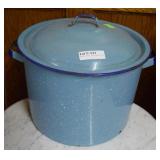 Blue enamelware Lobstah pot with lid
