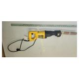 DEWALT DWE304 10A CORDED RECIPROCATING SAW