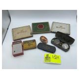 GROUP OF VINTAGE CIGARETTE TINS, PORTABLE RADIO OL