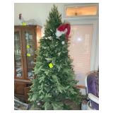 ARTIFICIAL PRE LIT CHRISTMAS TREE, 7.5 FT AND TREE