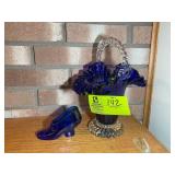 COBALT BLUE BASKET WITH BRAIDED HANDLE AND GLASS S