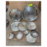 GROUP OF SILVER PLATED SERVING TRAYS AND BOWLS