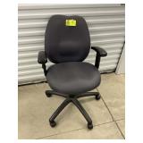 5 STAR BASE OFFICE CHAIR WITH ARMS