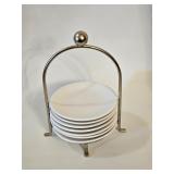 THE PAMPERED CHEF WHITE PLATES & METAL STAND