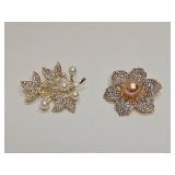 GOLD TONE FLOWER & RHINESTONE VTG STYLE BROOCHES