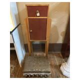 Ethan Allen stand 12x12x42 & stool