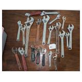 Lot Adjustable Wrenches