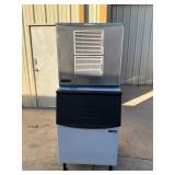 Scotsman 1000# ice machine with bin