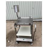 Face to face slicer cart