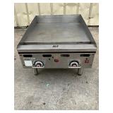 Vulcan 24ï¿½ gas thermostatic griddle