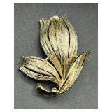 Vintage Lisner "Flowing" Tulip Flower Brooch Pin