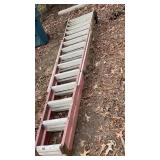 14 ft Fiberglass Ladder With Wheels