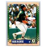 1995 Score #377 Mark McGwire Oakland Athletics